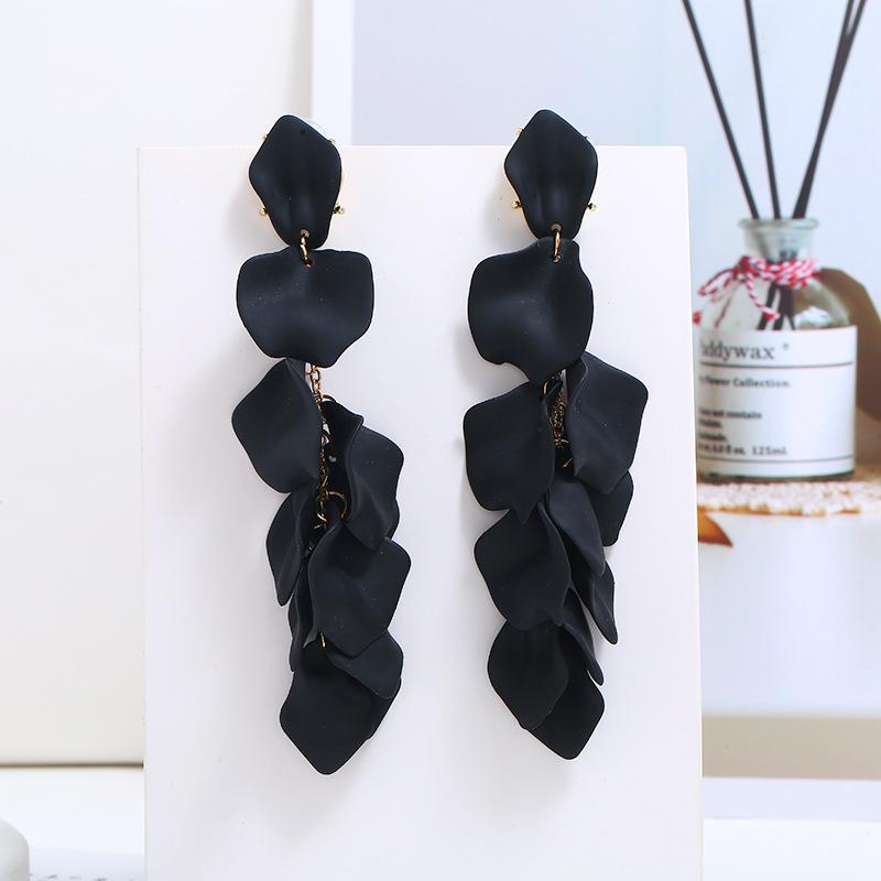 

Серьги-пусеты из серебра 925 пробы с лепестками красной розы, женственные длинные серьги с бахромой, ретро, преувеличенные, с индивидуальностью, модные серьги.