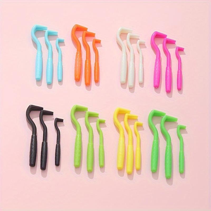 3-piece Set of Tick Removal Tools, Pet Tick Remover, Hook for Picking Fleas, Pet Cat and Dog Grooming Products Tick Removal Tool