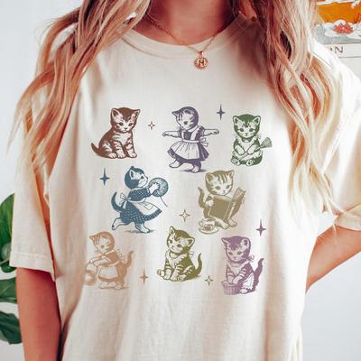 Retro Kitten T-shirt: 1950's Style Cat Mom Tee