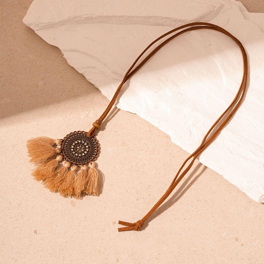 Wood Ethnic Style Necklace Flower Bohemian Style Necklace Retro Long Sweater Chain  Women
