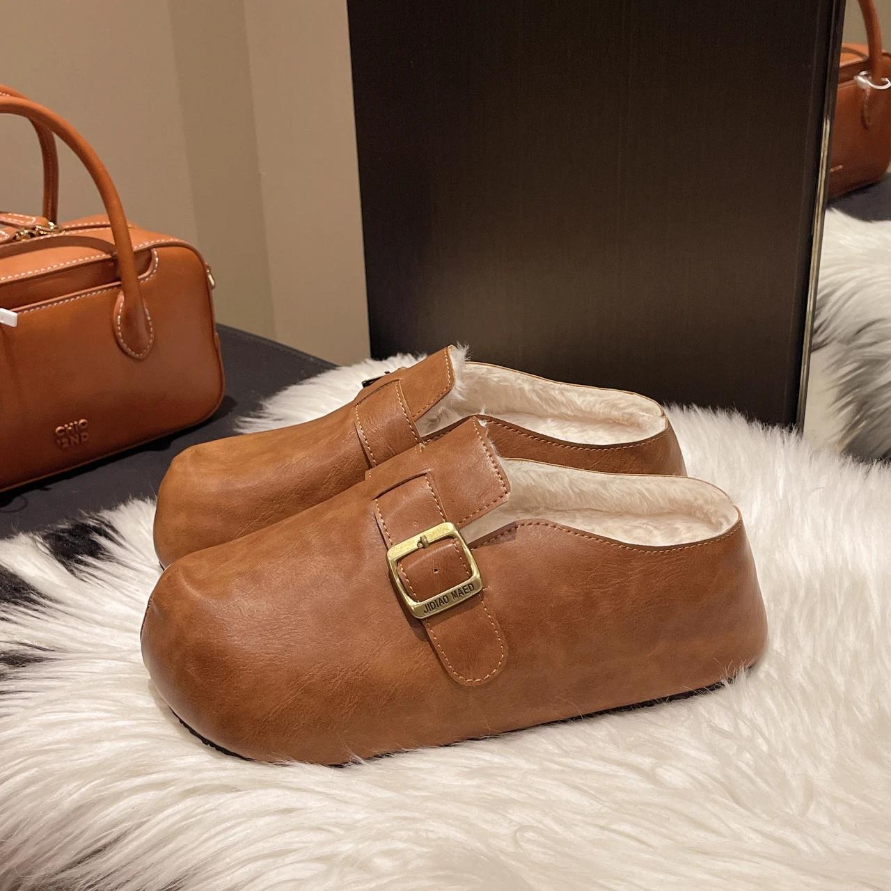 

Модные женские туфли на плоской подошве однотонного цвета 2024 года, новые бархатные внутренние теплые ветрозащитные удобные женские тапочки для отдыха на открытом воздухе, мокасины 39 темные хаки