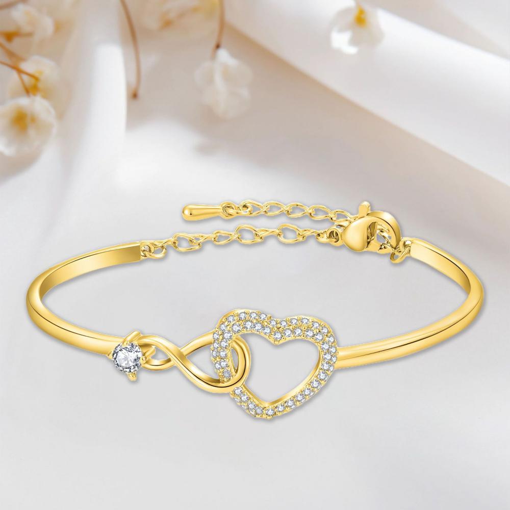 New Fashion Open Heart-Shaped Hollow Bracelet Women's Jewelry Zircon Exquisite Accessories Elegant Wrist Ornaments