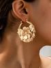A Pair of Women's Fashionable Earrings, Bohemian Style Flower-Shaped Earrings, Suitable for Daily Wear, Vacations, and Gift-Giving