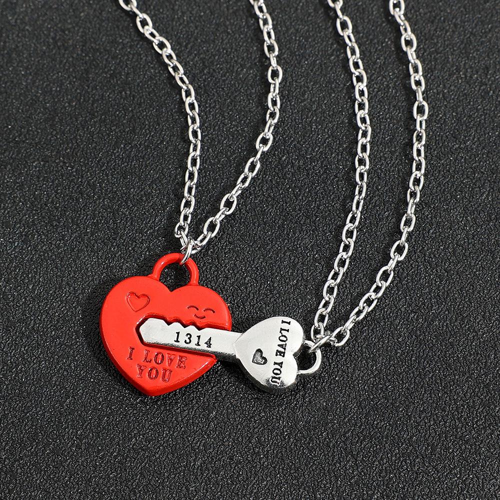 Couple love key, magnet buckle necklace, men's and women's pendant set, heart-shaped love letter necklace.