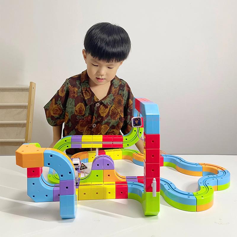 In Stock Electric Magnetic Track Set With Anti-Gravity Vehicles - 100+ Pieces Stem Building Toys, Creative Diy Railway Gift Toys