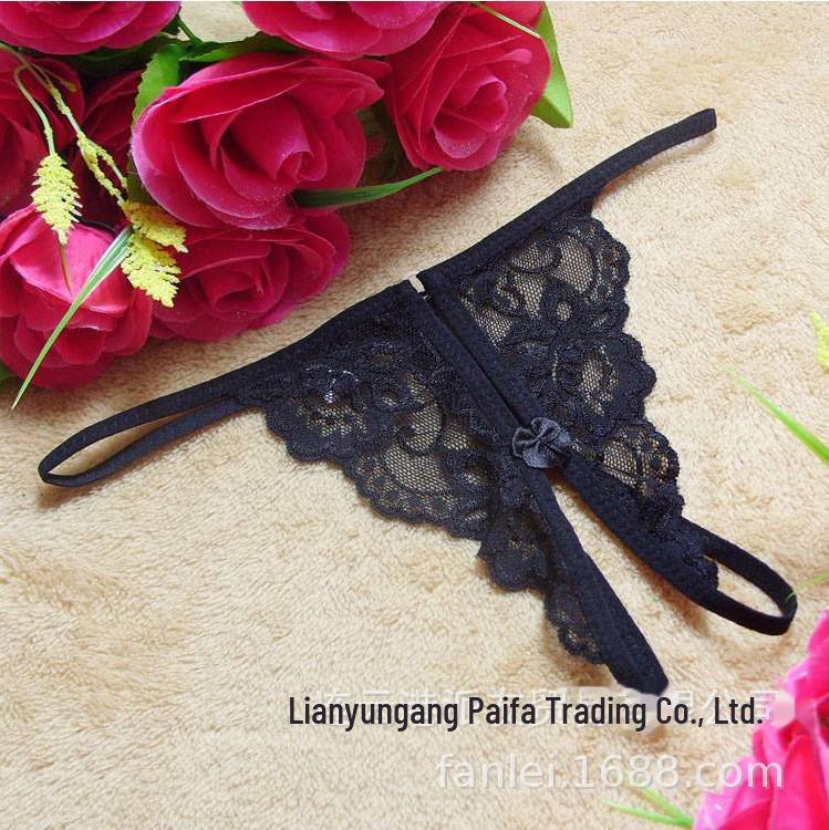 Dessous-Set aus Spitze mit offenem Schritt: Sexy BH, Bikini, Tanga-Pyjama, zweiteilig