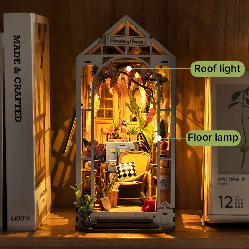 ROBOTIME Rolife 3D Puzzle Holiday Garden House DIY Book Nook Kit TGB06