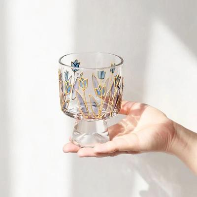 Copo de cristal com alça de mão, copo tridimensional pintado de vinho vermelho e branco, copo criativo de café com tulipa de montanha de neve
