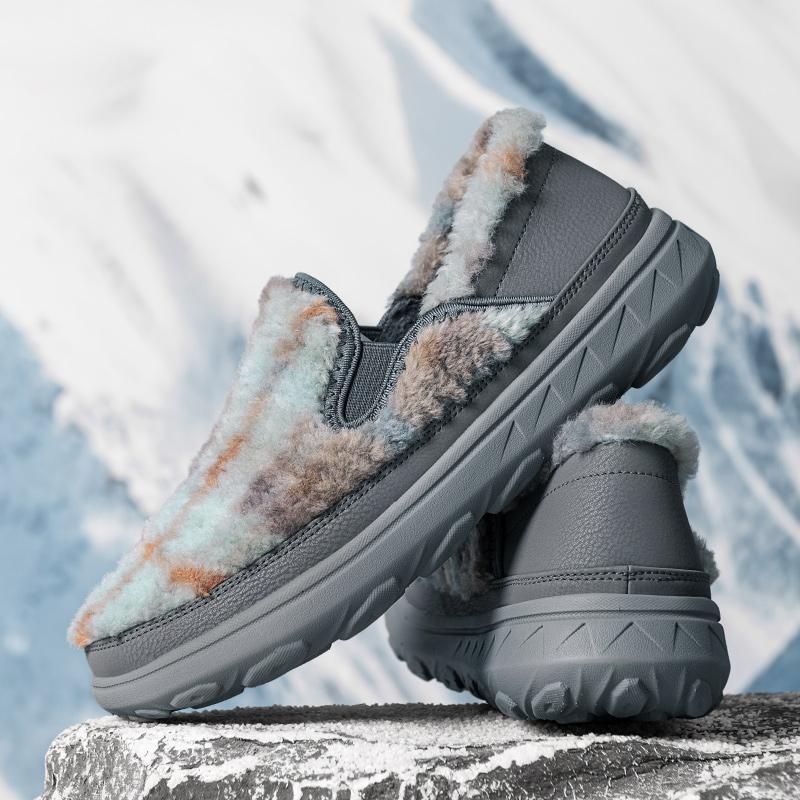 Fashion Hot Sell Moccasins Handmade Comfy Mens Loafers Casual Slip on Shoes Warm Plush Fur Winter Flats Man Walk Driving Shoes Moccasins