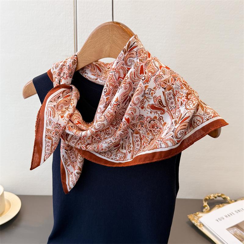 65*65Cm Square Scarfs Paisley Print Cotton Feel Headscarf Spring Autumn Warm Scarves Women Decoration Soft Foulard Bandana Wraps