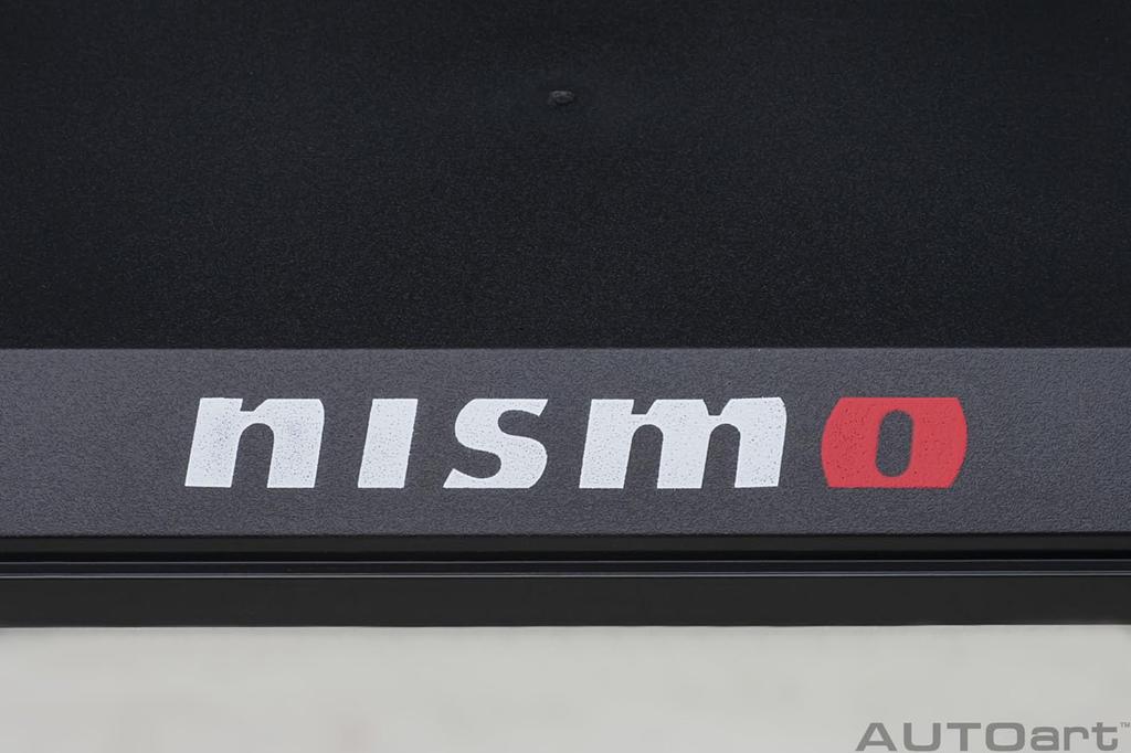 AUTOart Special Display Case Scale x 1 Clear 1/18 "NISMO"