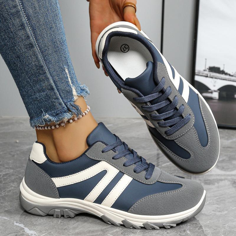 Large size new retro German training shoes women s flat casual sports shoes Forrest Gump shoes lace-up women s shoes 36