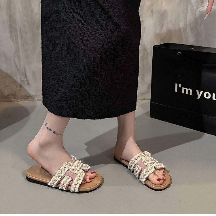 Xiaoxiangfeng Cool Slippers Women's Outer Wear In the Summer of 2025 New Niche Design Sense Pearl Seaside Beach One-word Drag