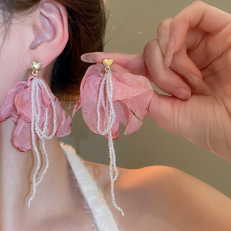 Silver Needle Pink Chiffon Flower Fringed Stud Earrings Small Fresh and Sweet Vacation Style Earrings Light Luxury High-end Earrings Women