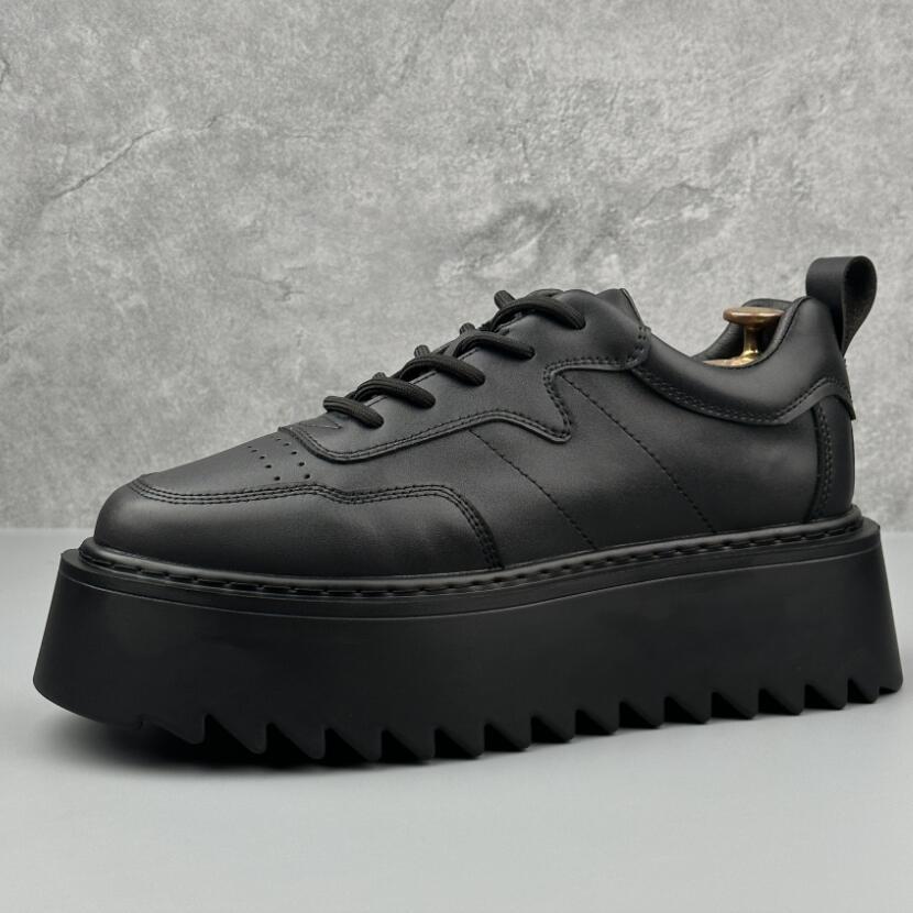 Men Casual Sneakers Platform Skateboard Vulcanized Shoes Running Tennis Sports Shoes Lace Up High Quality Outdoor Sneakers