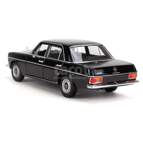 Willy 1/24 Scale Mercedes-Benz 220D (W115) 1968 (Black)