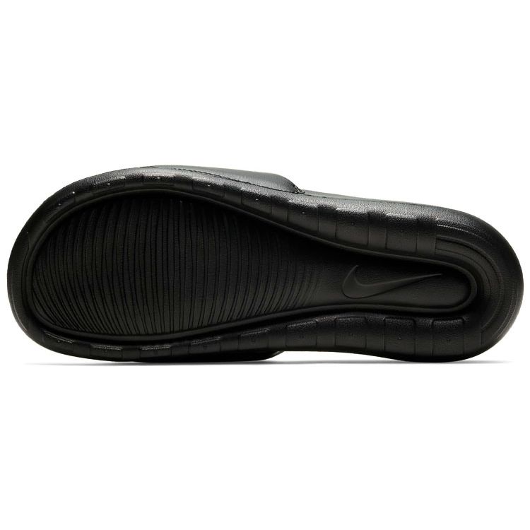 Nike Pánske tenisky Victori One Slide Triple Black CN9675-003