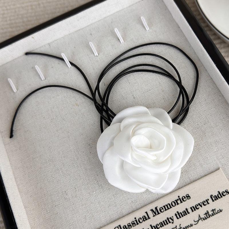 Korean Handmade Fabric Flower Choker Necklace