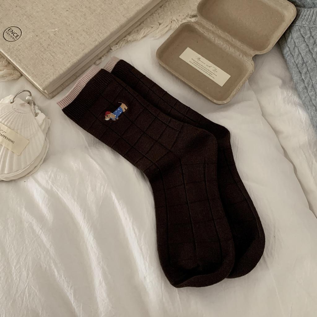 Ladies Fall New Eclectic Cartoon Cute Embroidered Dachshon Dog Collision Color Tube Stack Socks