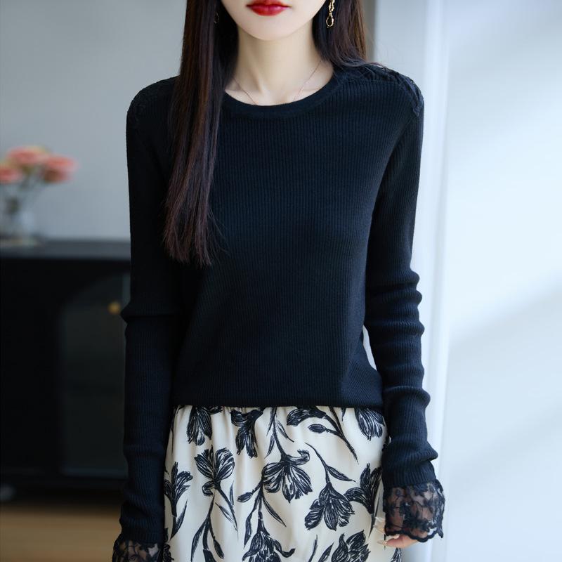 Černý krajkový patchworkový zeštíhlující svetr: Dámský pletený top s krajkovým lemem pro podzim/zimu