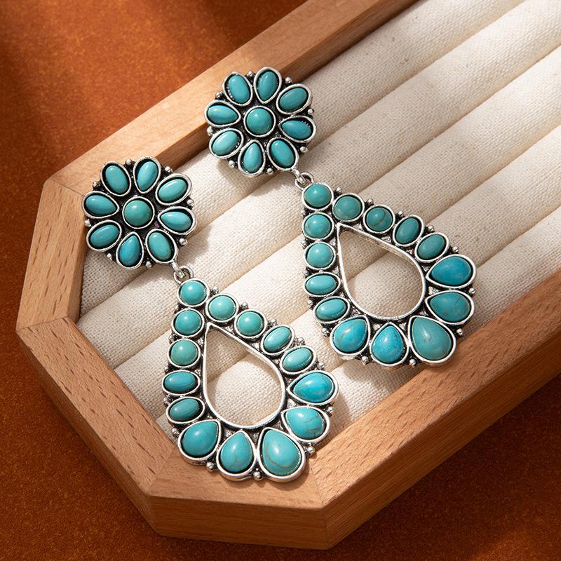

Bohemian Earrings High-End Women S Vacation Wind Turquoise Pendant Fashion Creative Exaggerated Earrings