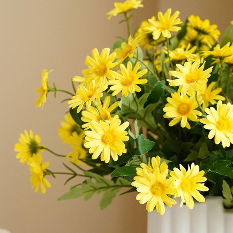 9 Head Korean Style Artificial Small Daisy Rural Home Decoration Outdoor Decoration Small Handle Bouquet Chrysanthemum