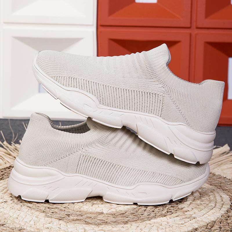 Women's Solid Color Breathable Sports Shoes Soft Soled Lightweight Sliding in Walking Shoes Low Cut Knitted Casual Shoes  Model