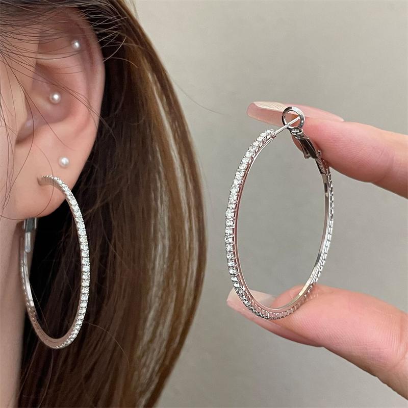 Exquisite Full Rhinestone Hoop Earrings for Women Fashion Simple Circle Round Earring Wedding Party Jewelry Accessories Gifts