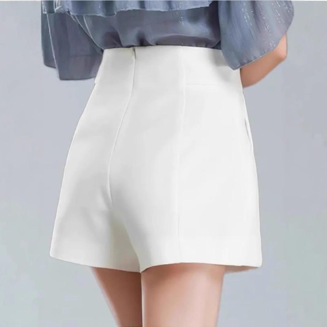 Short blanc taille haute coupe trapèze pour femme - Mode printemps 2024 M noir