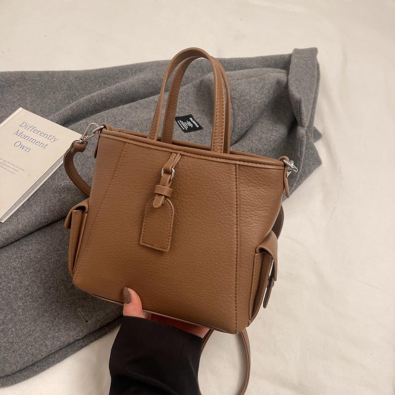 

Bag Winter Premium Handbag Women s 2025 New Simple Bucket Bag Versatile One Shoulder Crossbody Vegetable Basket Bag коричневый