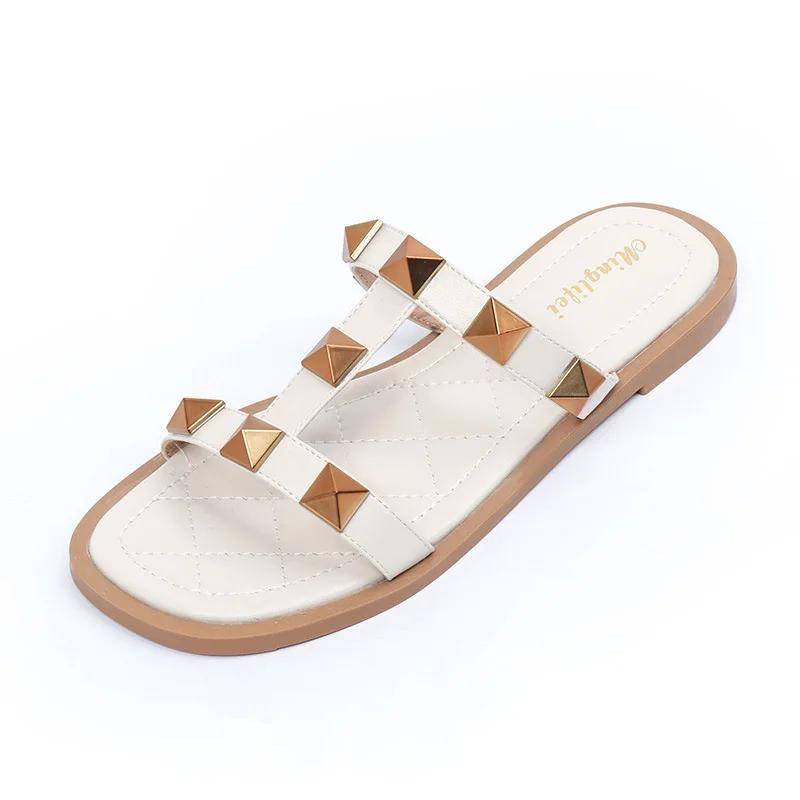 New Summer Women Shoes Big Rivet Slipper Street Casual Sandals Girl Fashion Flat Shoes