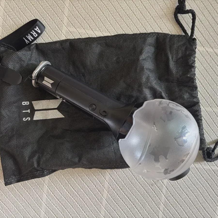 

БТС играет в Амибам 3 Самми Бам