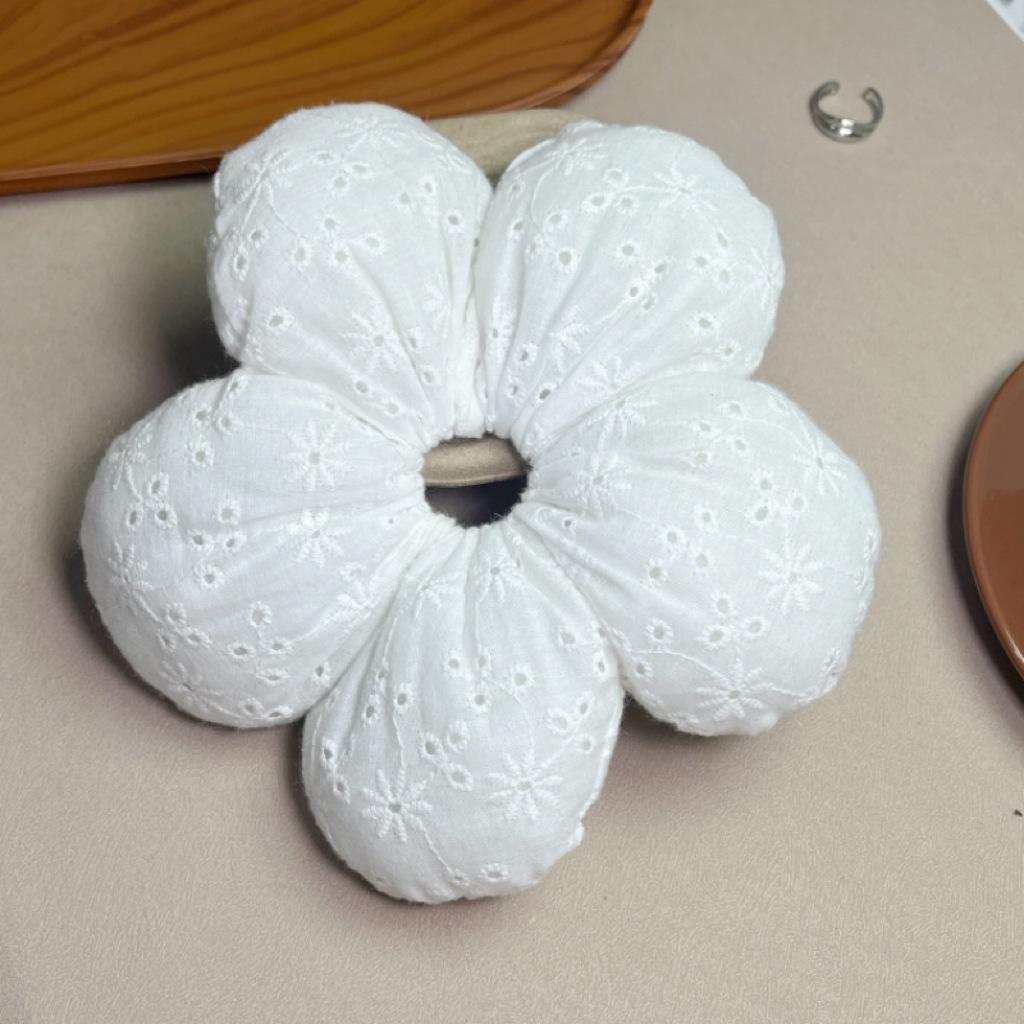 Women's Scrunchies Flower Hair Ties Three Dimensional Bread Hair Ties Large Intestine Fashion Hair Accessories Headwear