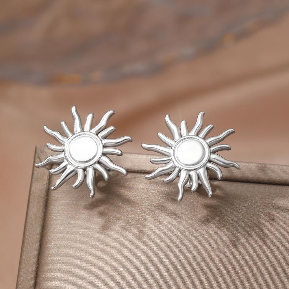 Stainless Steel Earrings Retro Fashion Elegant Temperament Plants Sunflower Flower Earrings Ladies Zircon Daily Commuting Wear