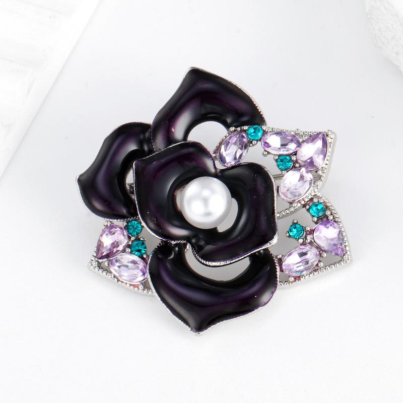 

1Piece For Woman Clothing Coat Accessories Gifts Fashion Hollowed Out Pearl Camellia Brooches