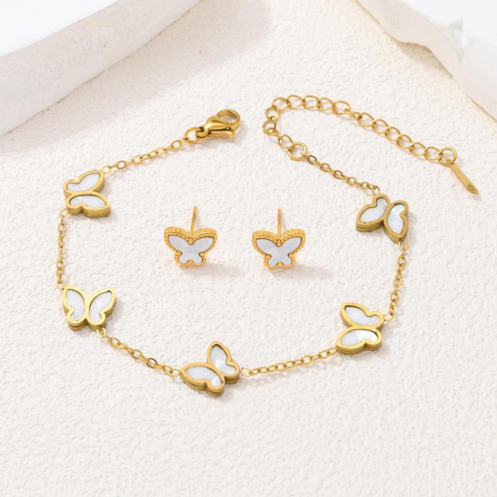 Korean Style Temperament: Gold Plated Stainless Steel Butterfly Bracelet for Women