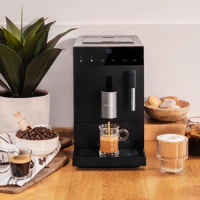 Cafetière Superautomatique - Cecotec - Cumbia Cremmaet Compact Steam - 1350W - 19 Bars - Thermoblock