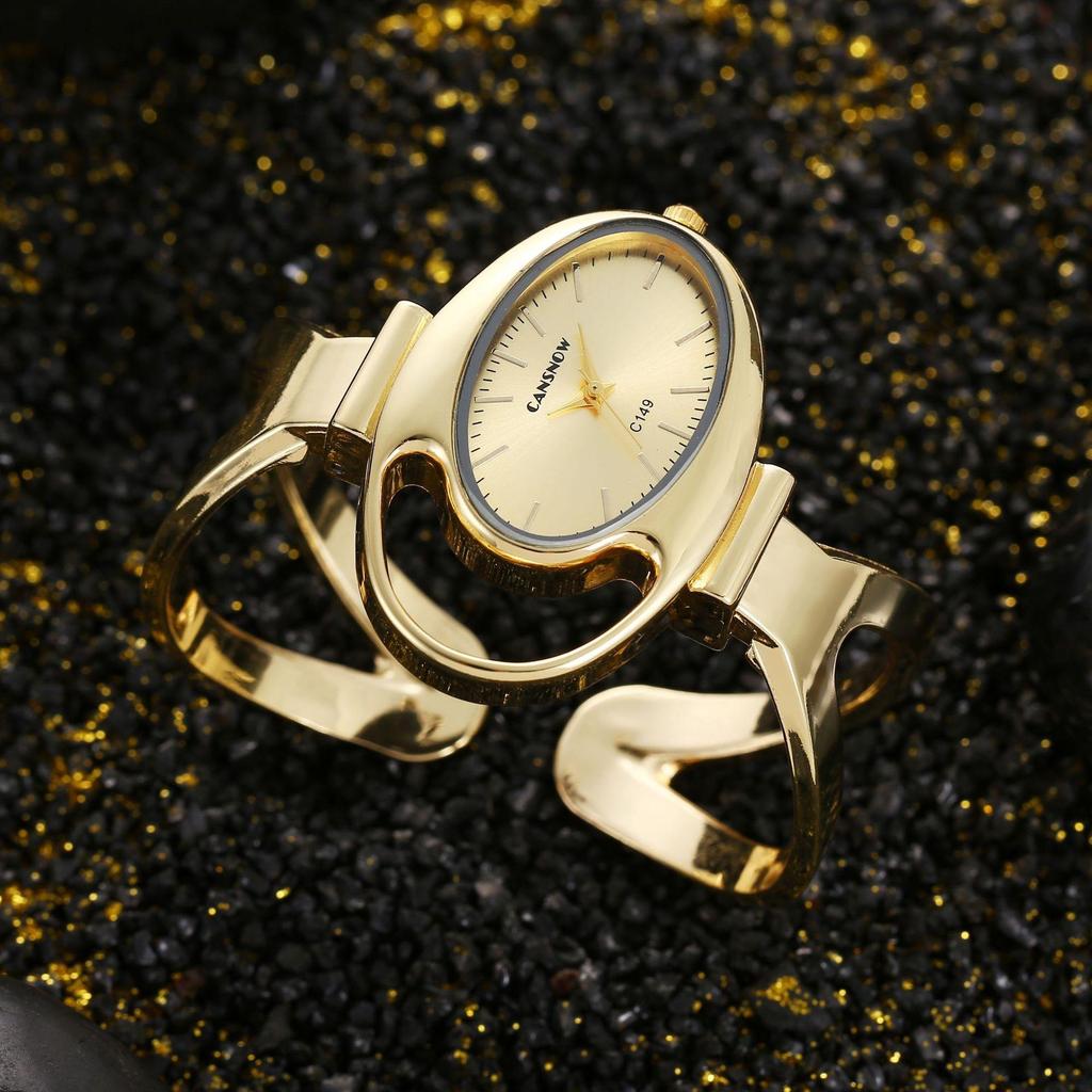 Luxury Fashion Watch For Women Steel Band Light Bracelet Version Creative Oval shaped watch Student Quartz Wristwatches Clock Gift