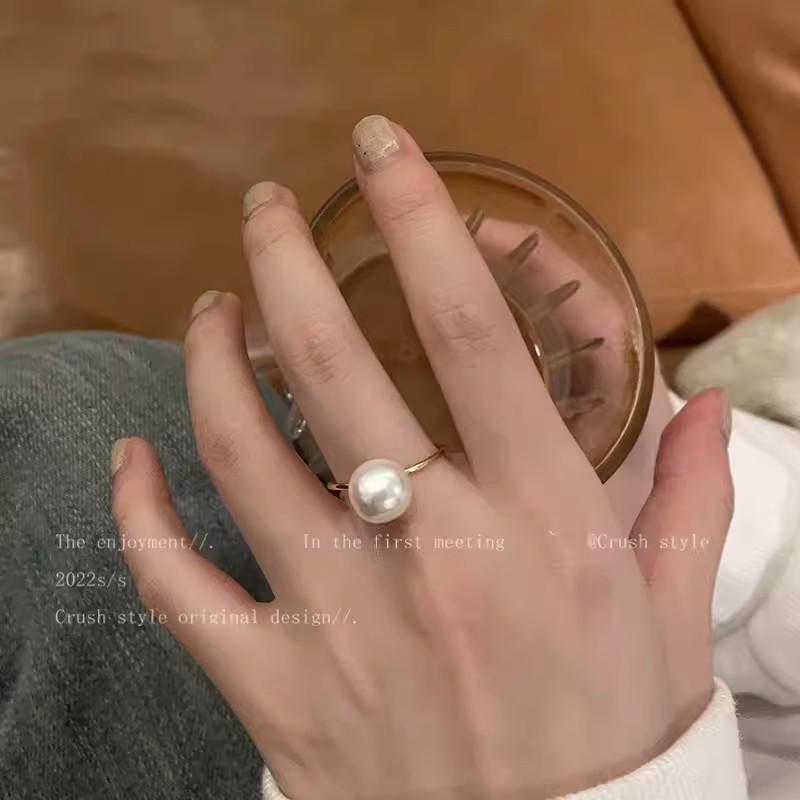 

Элегантное кольцо с жемчугом, цирконом и бабочкой: Женское элитное роскошное разомкнутое кольцо One Size