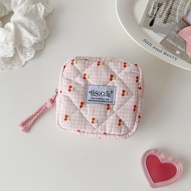 Women's Napkin Portable Storage Bag Large Capacity Cherry Sanitary Napkins Storage Case Bag Tampons Necessity for Girls