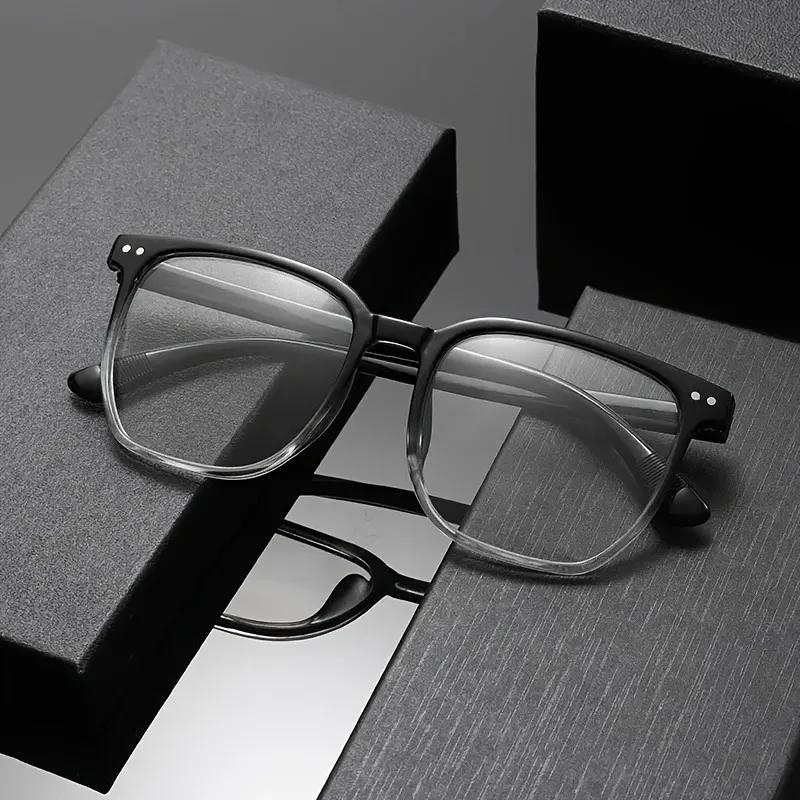 Women'S Chic Gradient Rivet Detail Street Style Fashion Glasses Sleek Black Frame with Clear Lenses Complete Edge Protection