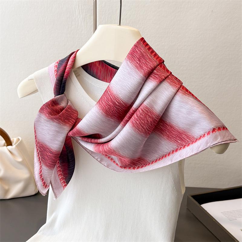 Leopard Printed Luxury 70cm Square Silk Women's Scarf Satin Scarves Daily Outfits Shawl Designer Headband Hijab Bandana Wrap