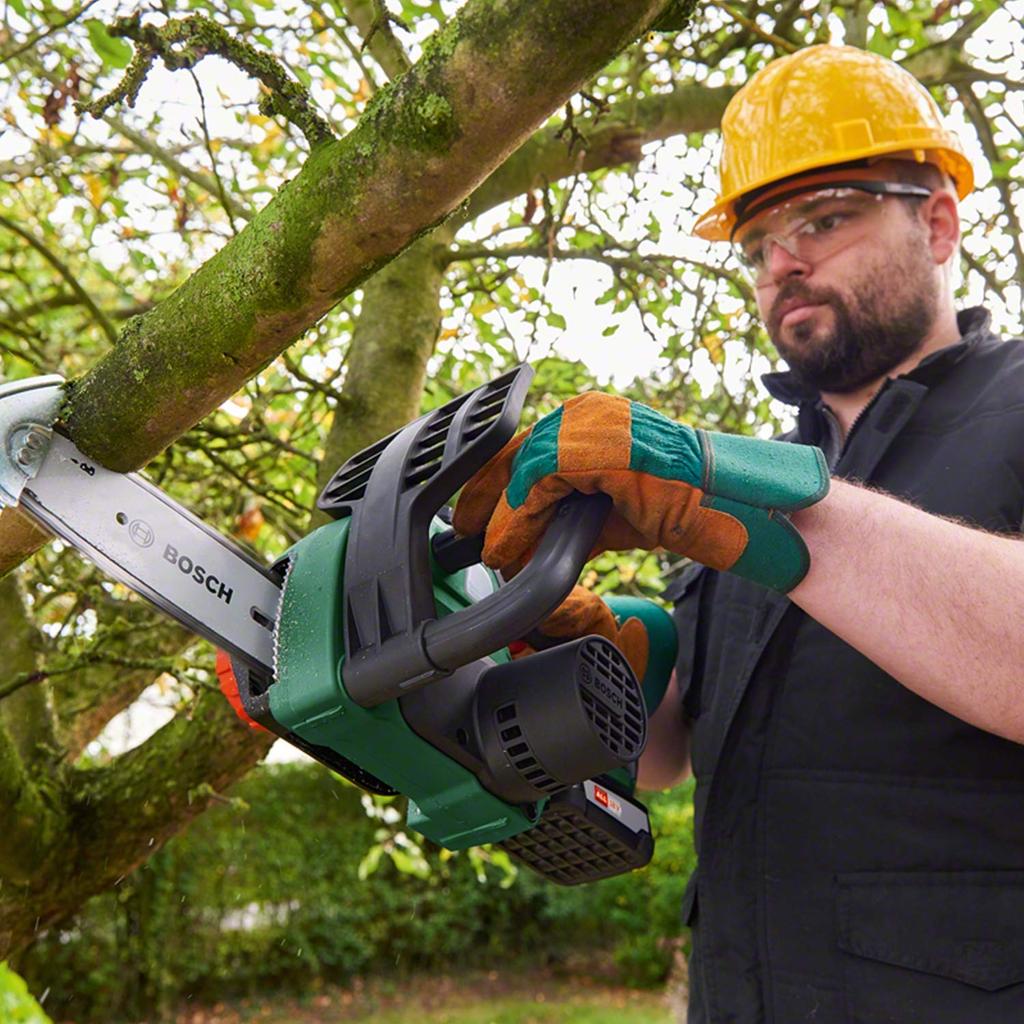 Bosch UC18H 18V Cordless Chainsaw Charger Sold (Body Only, Separately)