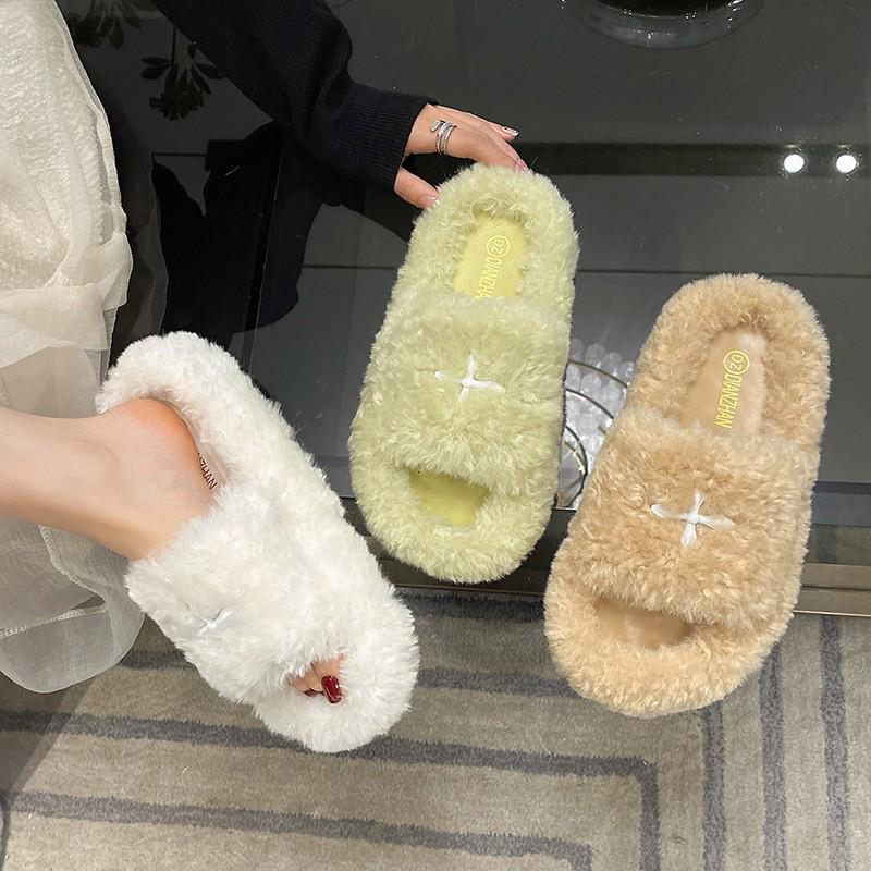 2024 Trendy Korean-Style Curly Fluffy Fur Slippers for Women - Comfortable One-Strap Design