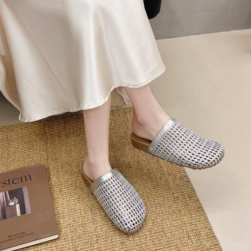 Hollow and breathable thick-bottomed bag head half slippers women's summer new fashionable versatile one-pedal beach cool slippers