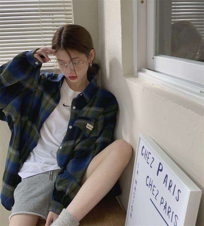 Women's Plaid Jacket Shirt – Retro Hong Kong Style, Chic Blouse for Spring/Autumn 2025