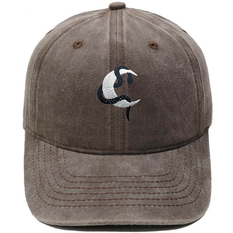 Snake wrap moon embroidery baseball cap washed retro dad hat personality hip hop men's and women's casual hat tide