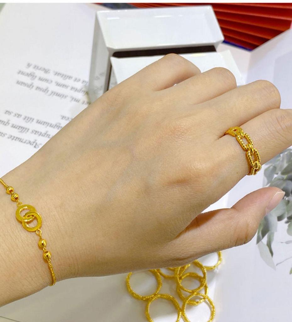 Gold Plated Interlocking Couple Finger Rings - Copper Open Hollow Design for Women's Fashion.