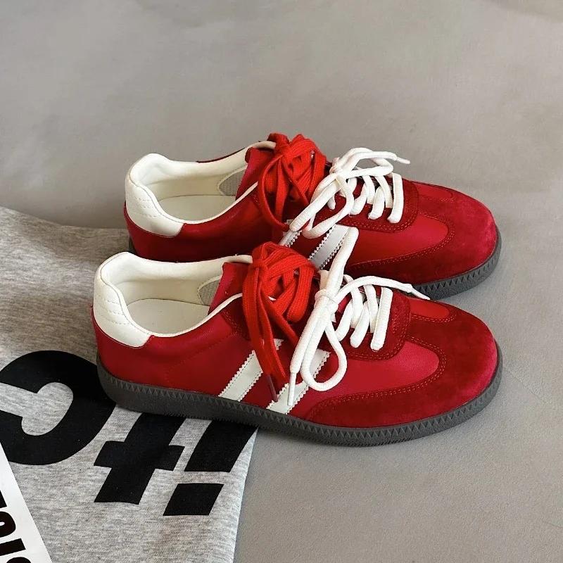 

Модная британская обувь Студенческие вулканизированные туфли Повседневная спортивная обувь на плоской подошве Женская кожаная ретро тренировочная обувь Теннисные кроссовки 35 красный