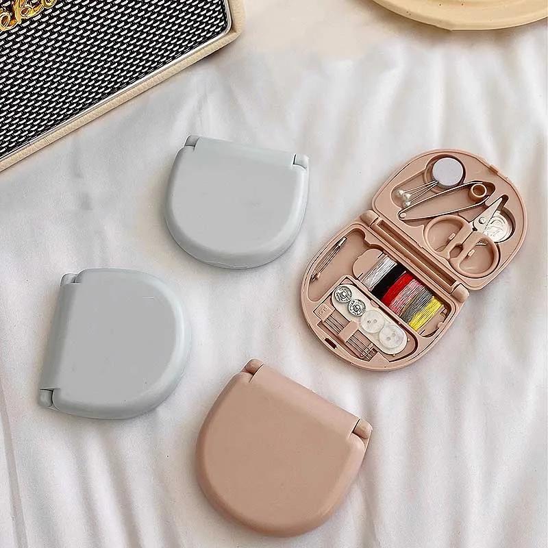 Sewing Kit with Case Portable Sewing Tool Travel Kit Emergency Repair Kit with Threads Scissors Sewing Needles